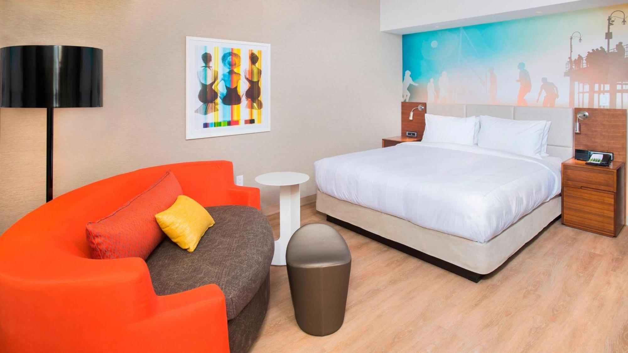 Courtyard By Marriott Santa Monica Hotel Buitenkant foto