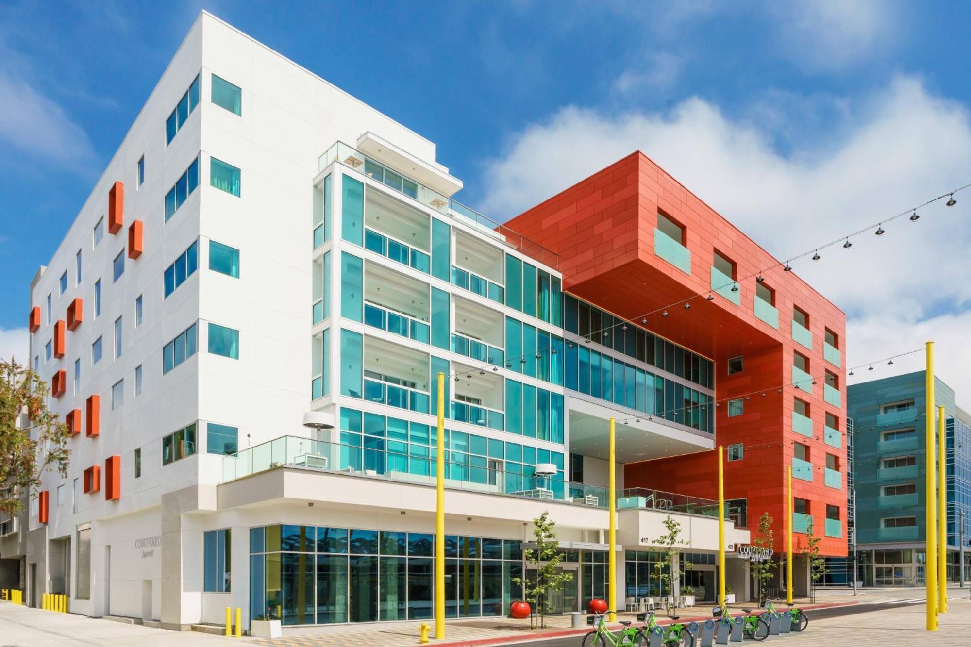 Courtyard By Marriott Santa Monica Hotel Buitenkant foto