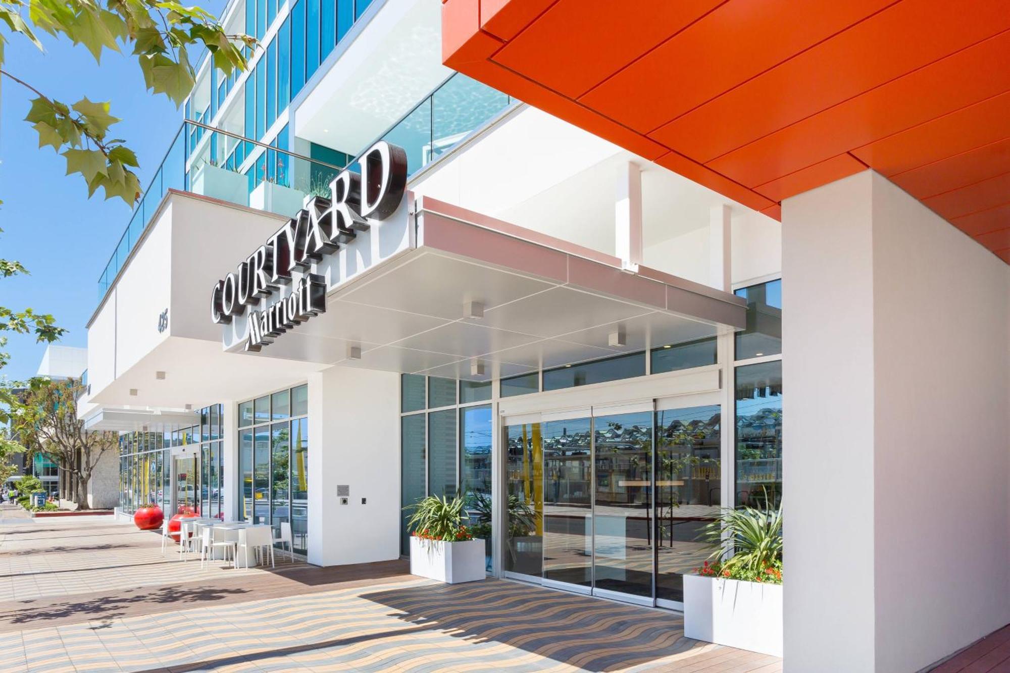 Courtyard By Marriott Santa Monica Hotel Buitenkant foto