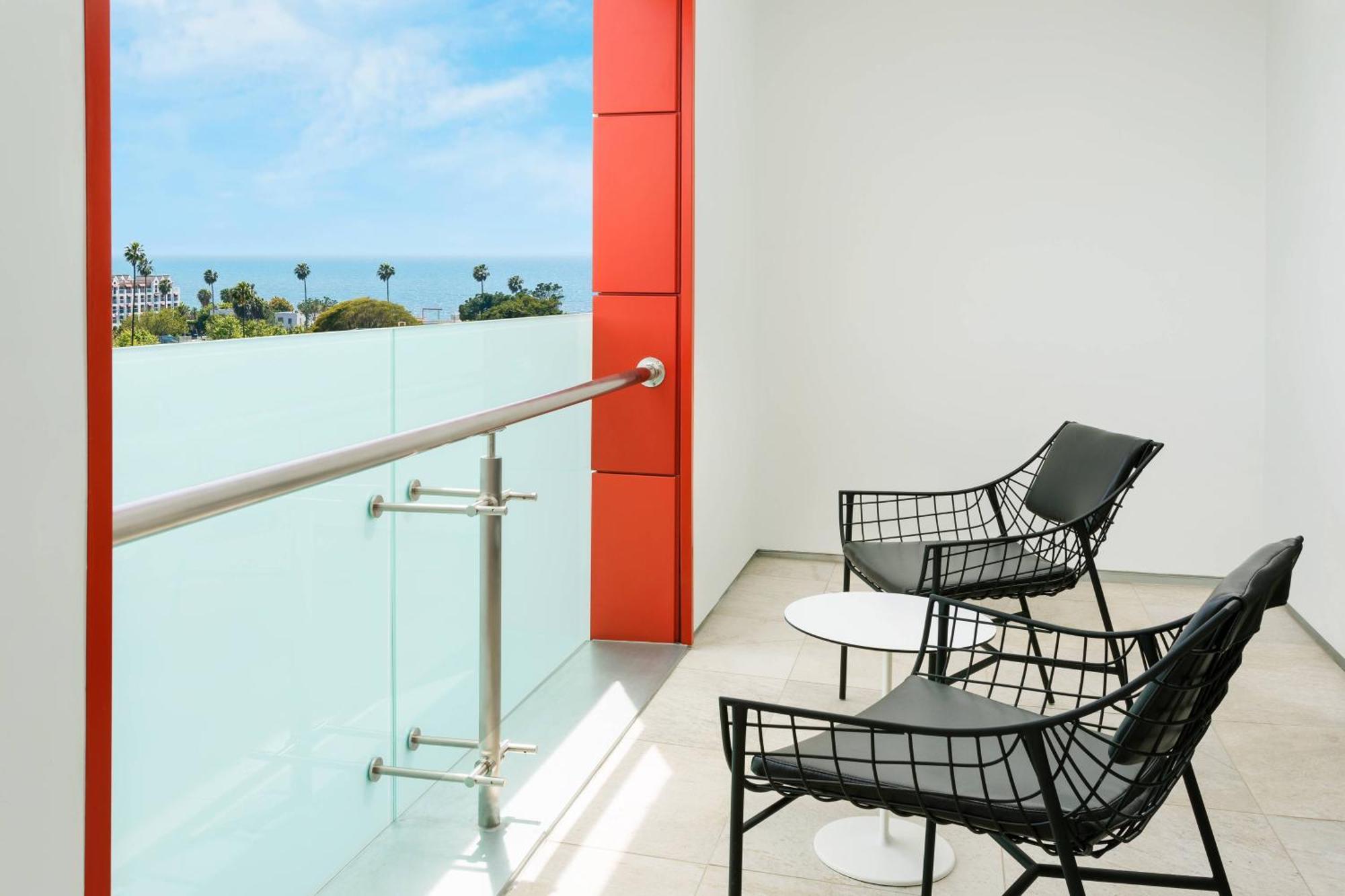 Courtyard By Marriott Santa Monica Hotel Buitenkant foto