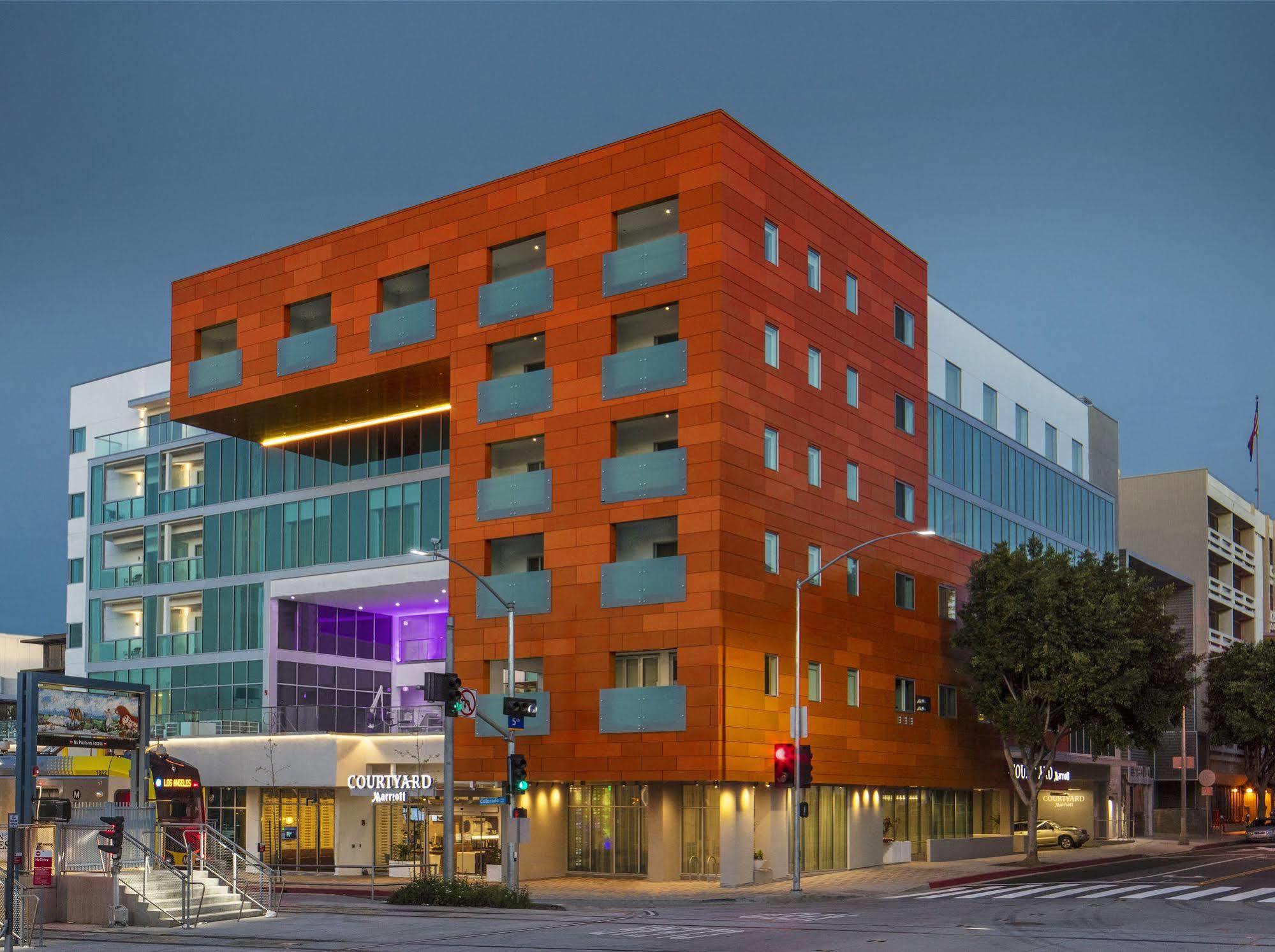 Courtyard By Marriott Santa Monica Hotel Buitenkant foto