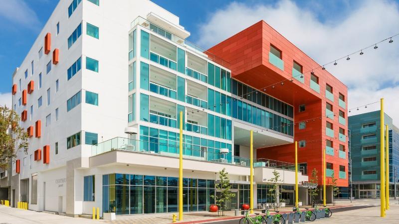 Courtyard By Marriott Santa Monica Hotel Buitenkant foto